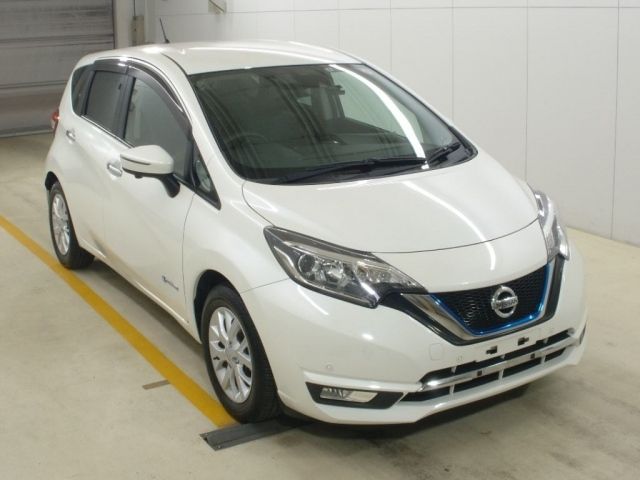 6557 Nissan Note HE12 2017 г. (NAA Nagoya)