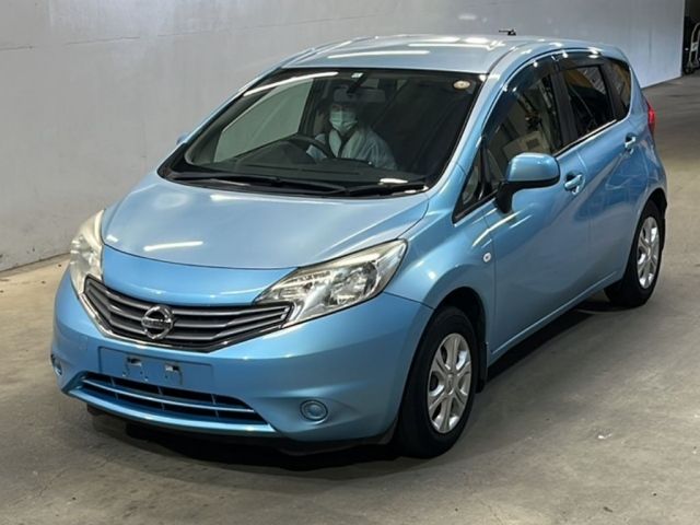 7010 Nissan Note E12 2012 г. (KCAA Fukuoka)