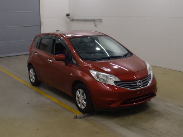 7033 Nissan Note E12 2012 г. (NAA Tokyo)