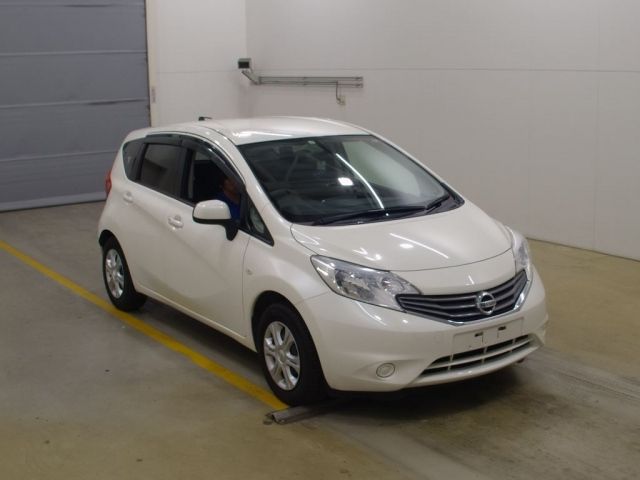 7039 Nissan Note E12 2013 г. (NAA Tokyo)