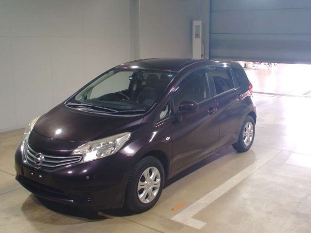 7042 Nissan Note E12 2013 г. (TAA Kinki)