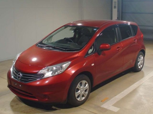 7128 Nissan Note E12 2014 г. (TAA Kinki)