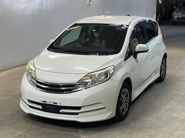 713 Nissan Note E12 2013 г. (KCAA Fukuoka)