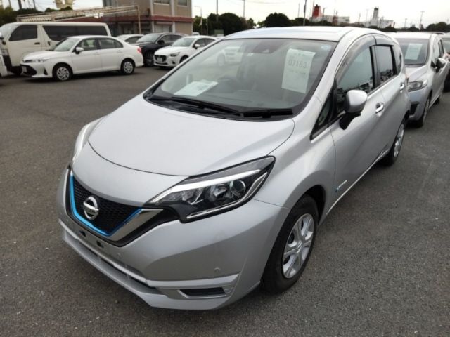 7163 Nissan Note HE12 2018 г. (LUM Kobe Nyusatsu)