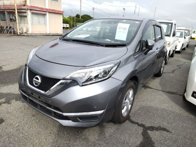 7196 Nissan Note E12 2019 г. (LUM Kobe Nyusatsu)