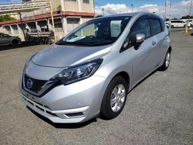 7348 Nissan Note E12 2017 г. (LUM Kobe Nyusatsu)