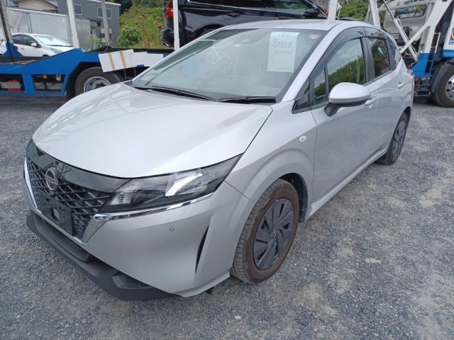 7968 Nissan Note E13 2021 г. (LUM Kobe Nyusatsu)