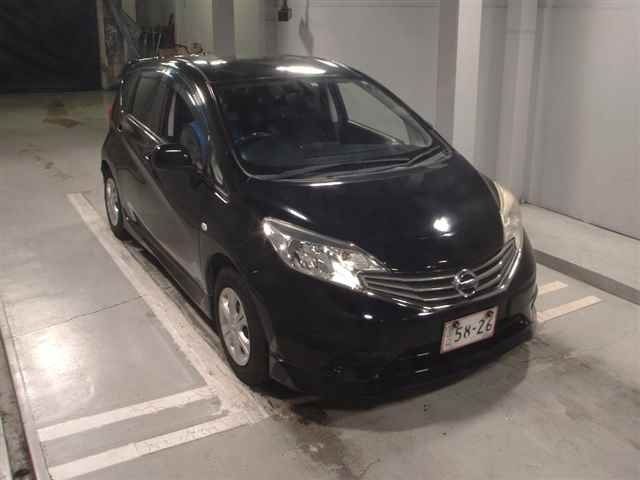 8067 Nissan Note E12 2013 г. (JU Tokyo)