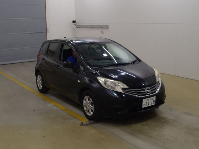 8511 Nissan Note E12 2013 г. (NAA Tokyo)