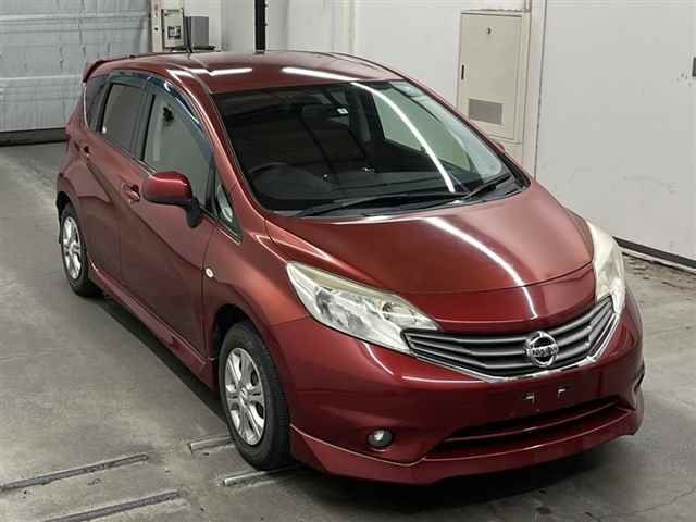 90367 Nissan Note E12 2013 г. (MIRIVE Saitama)