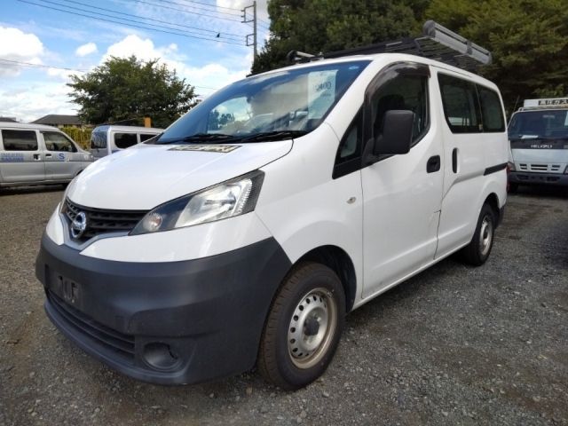 10400 Nissan Nv200 VM20 2016 г. (LUM Tokyo Nyusatsu)