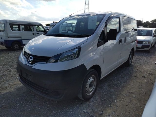 11447 Nissan Nv200 VM20 2016 г. (LUM Tokyo Nyusatsu)