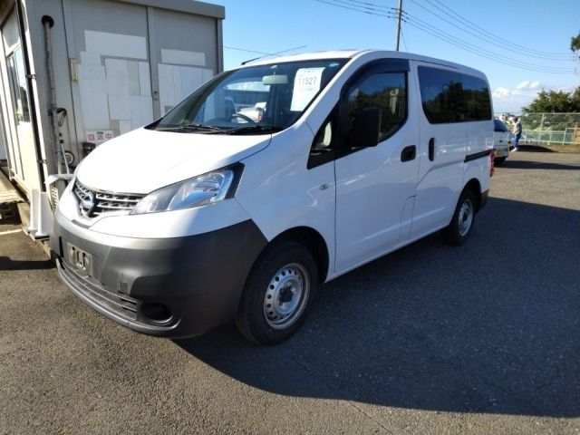 11527 Nissan Nv200 VM20 2018 г. (LUM Tokyo Nyusatsu)