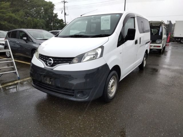 11608 Nissan Nv200 VM20 2016 г. (LUM Tokyo Nyusatsu)