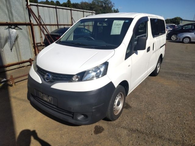 11820 Nissan Nv200 VM20 2016 г. (LUM Tokyo Nyusatsu)