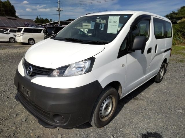 1566 Nissan Nv200 VNM20 2018 г. (LUM Tokyo Nyusatsu)