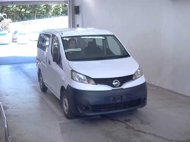 196 Nissan Nv200 VM20 2015 г. (JU Okinawa)