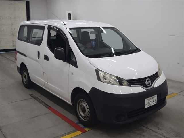 30310 Nissan Nv200 VM20 2014 г. (MIRIVE Osaka)