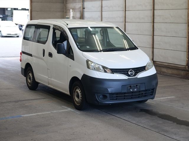 5583 Nissan Nv200 VM20 2017 г. (ARAI Bayside)