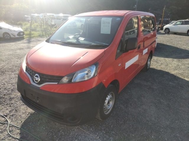 5719 Nissan Nv200 VM20 2018 г. (LUM Kobe Nyusatsu)