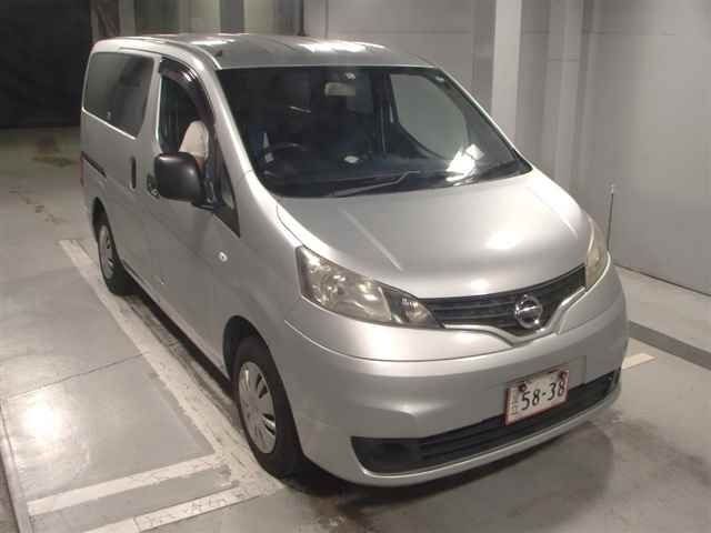 8156 Nissan Nv200 VM20 2011 г. (JU Tokyo)