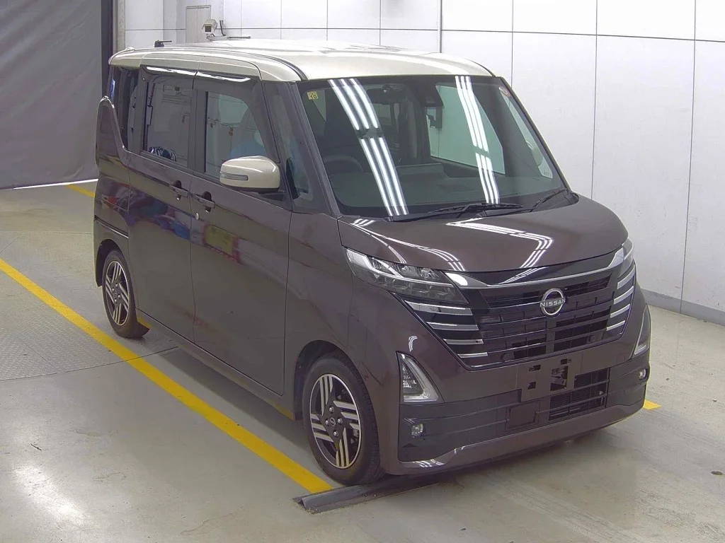 Nissan Roox B44A 2023
