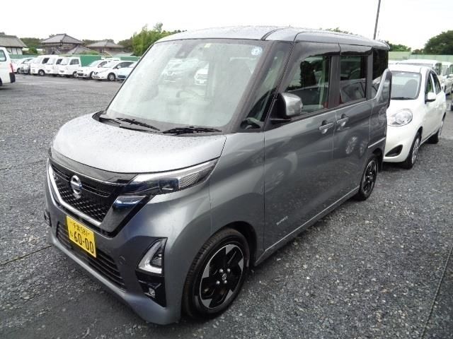 2 Nissan Roox B44A 2022 г. (NPS Tokyo Nyusatsu)