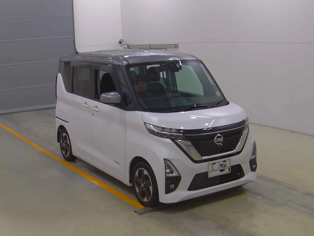Nissan Roox B44A 2021