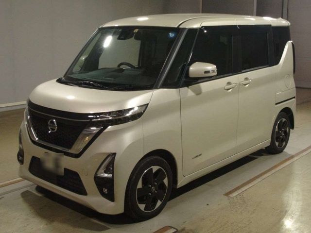 3005 Nissan Roox B44A 2020 г. (TAA Hyogo)