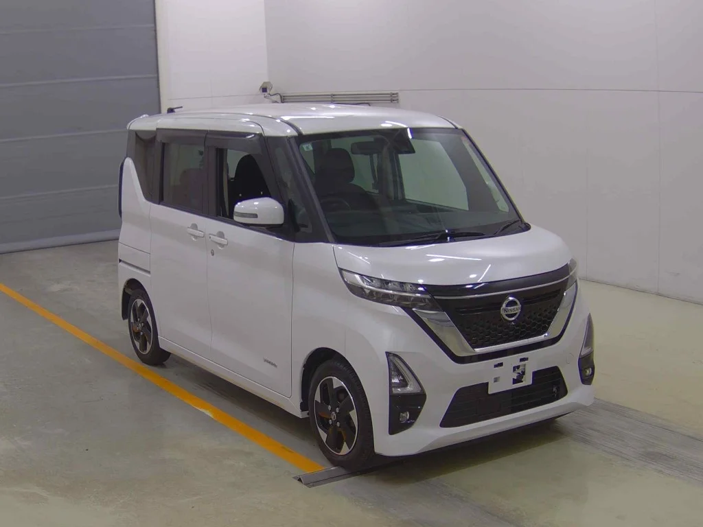 Nissan Roox B44A 2021