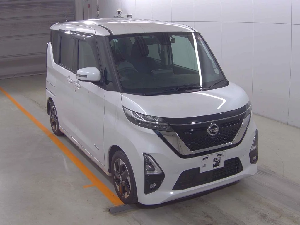 Nissan Roox B44A 2021