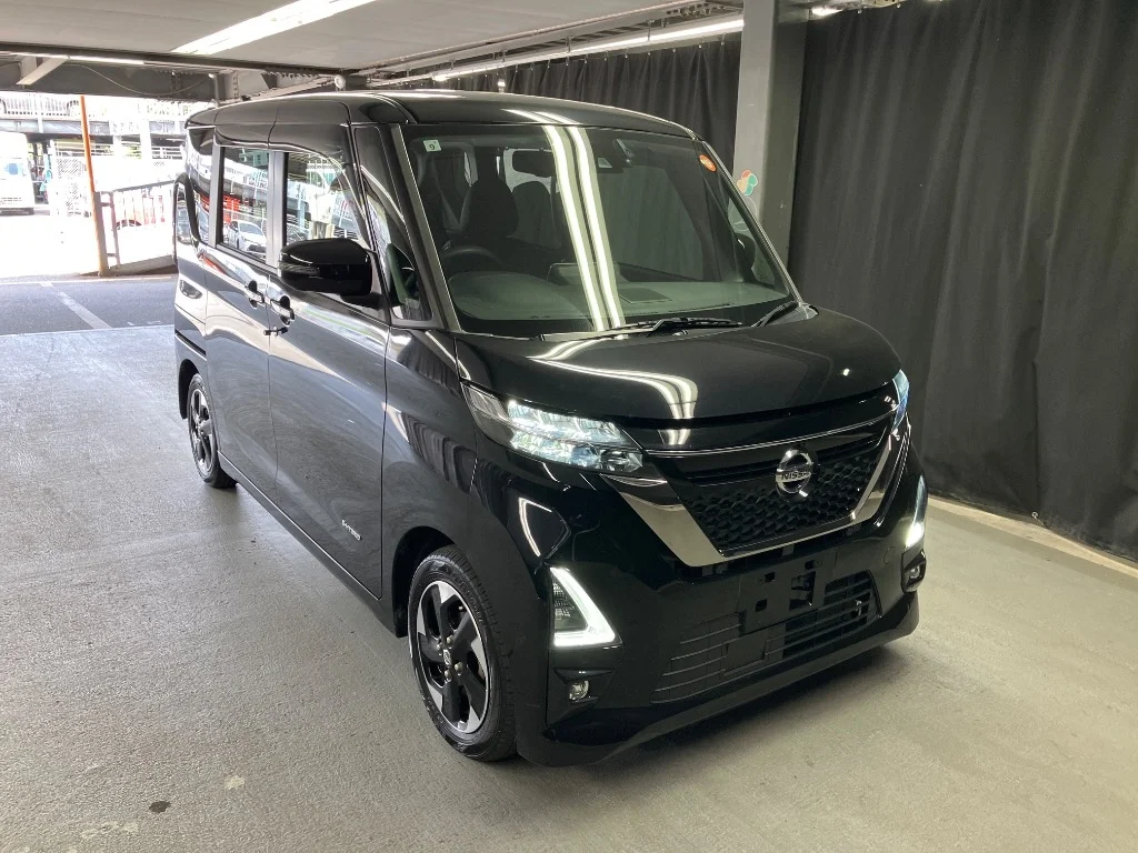 Nissan Roox B44A 2021