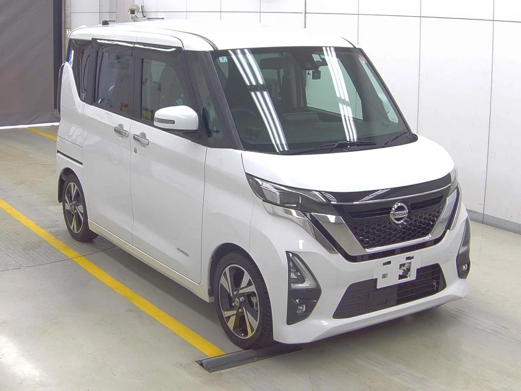 Nissan Roox B45A 2020