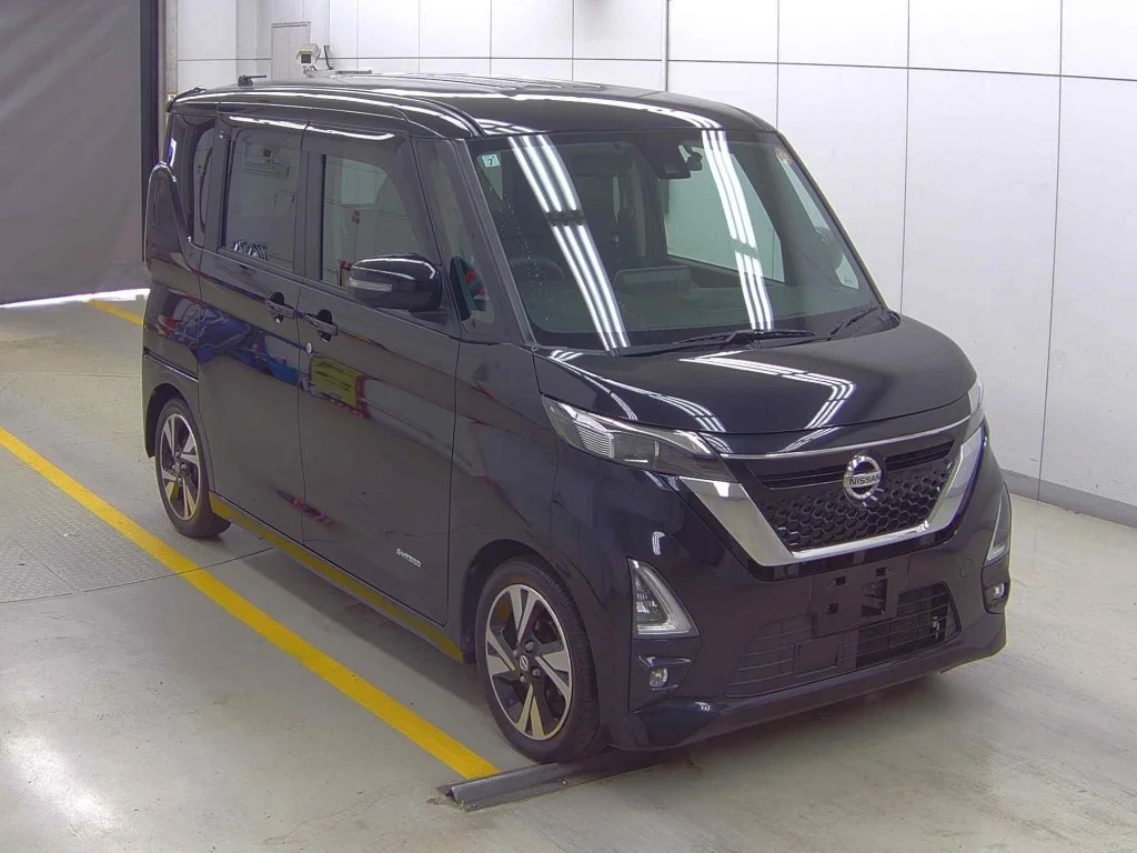 Nissan Roox B45A 2021