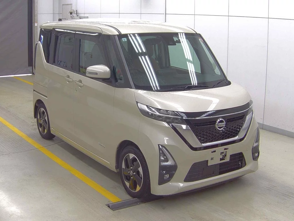 Nissan Roox B44A 2021