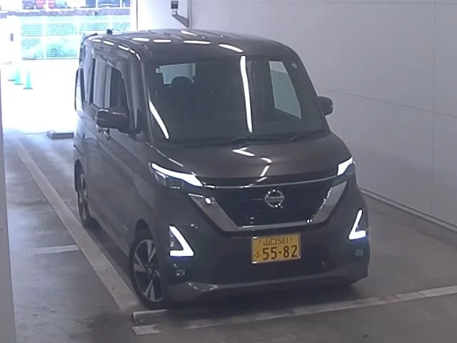 Nissan Roox B45A 2023