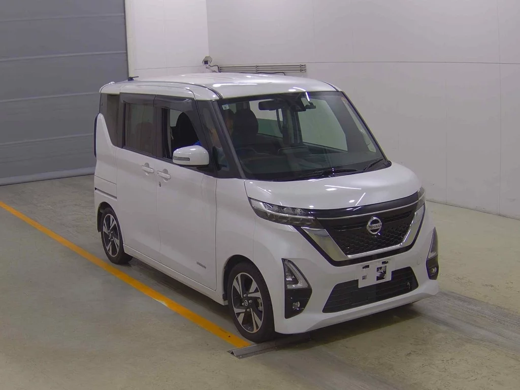 Nissan Roox B45A 2021