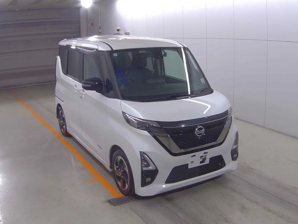 Nissan Roox B44A 2021