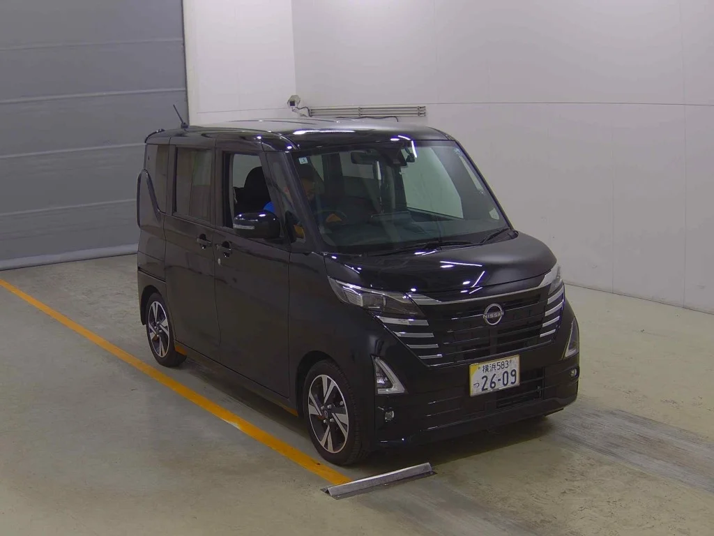 Nissan Roox B45A 2025