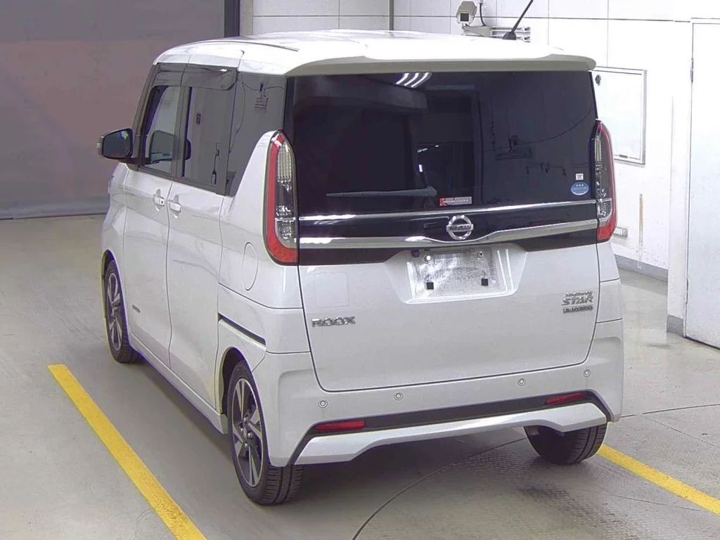 Nissan Roox B45A 2021