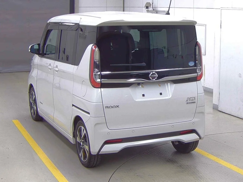 Nissan Roox B45A 2021