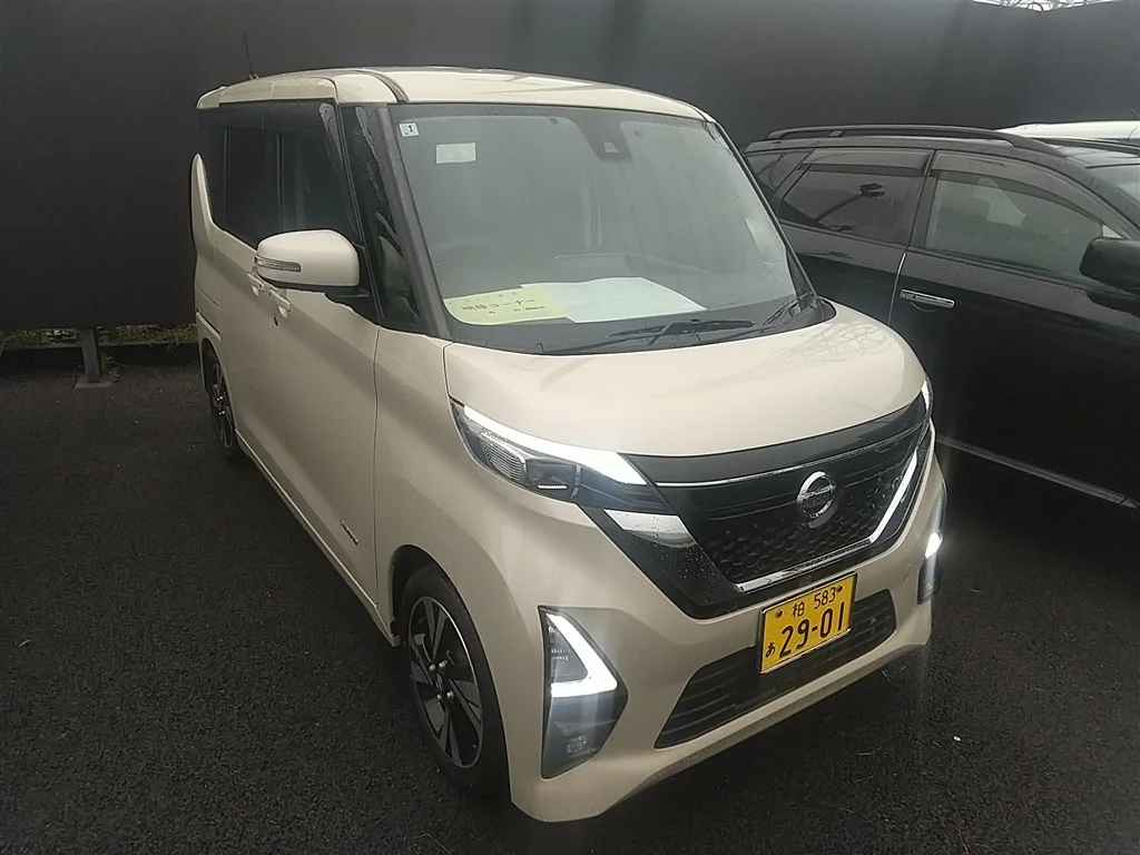 Nissan Roox B45A 2023