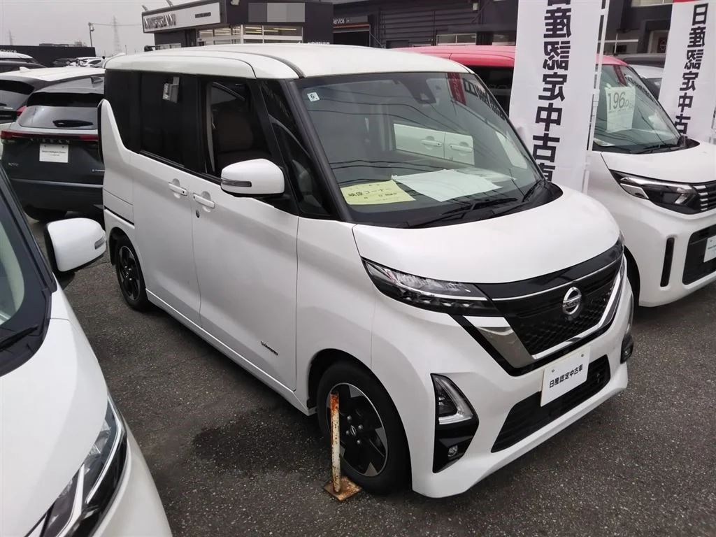 Nissan Roox B44A 2022