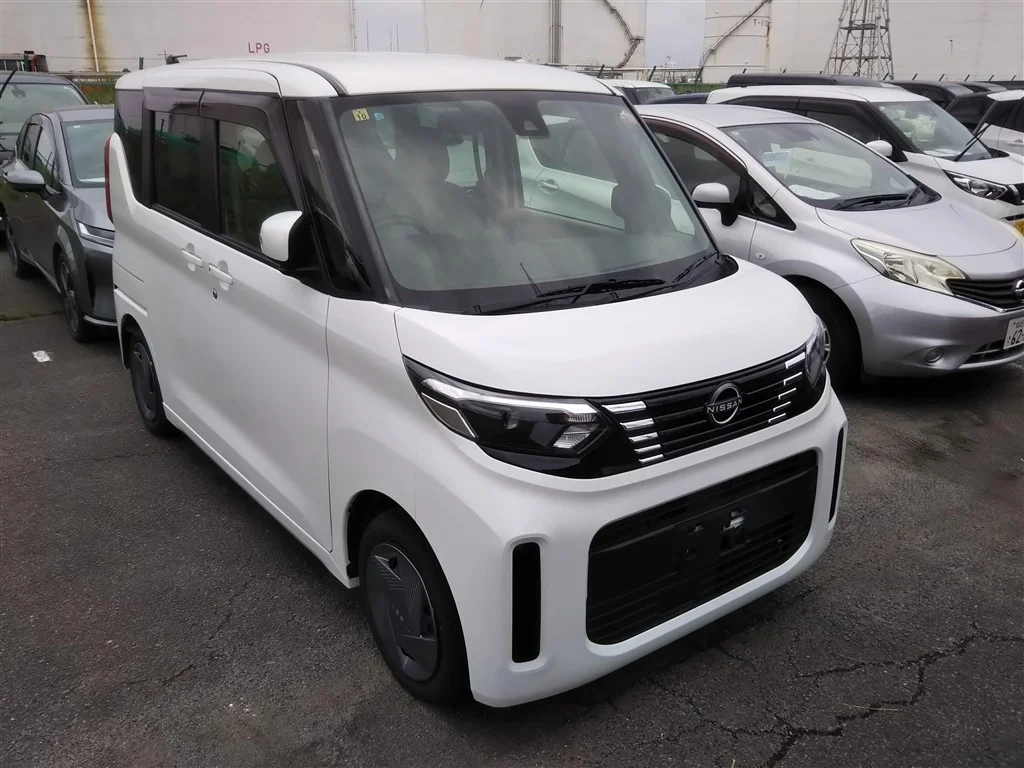 Nissan Roox B44A 2023