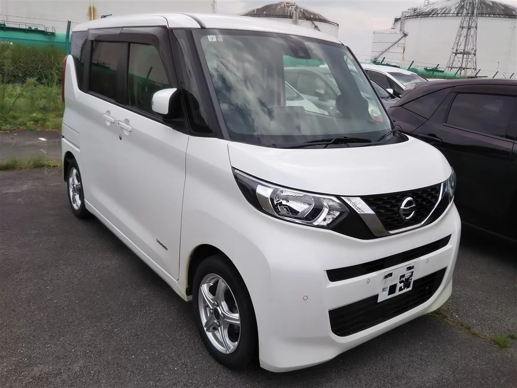Nissan Roox B44A 2021