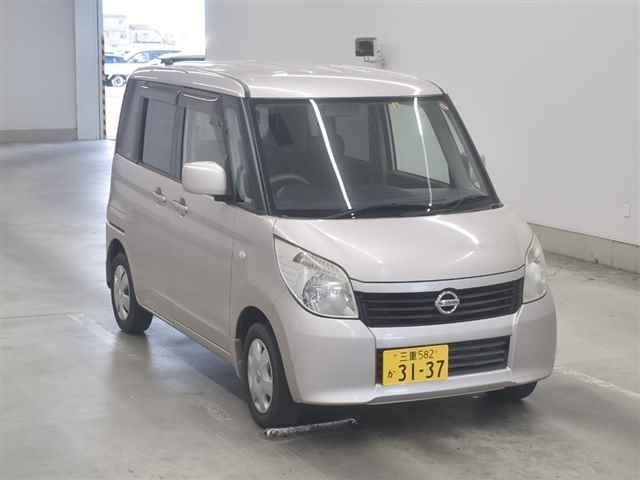 96 Nissan Roox ML21S 2011 г. (MIRIVE Aichi)