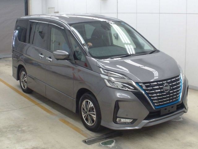 1007 Nissan Serena HFC27 2020 г. (NAA Osaka)