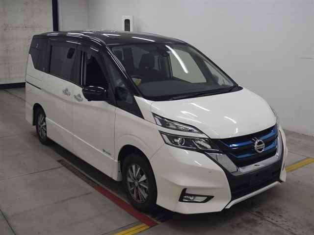 10096 Nissan Serena HFC27 2018 г. (MIRIVE Osaka)