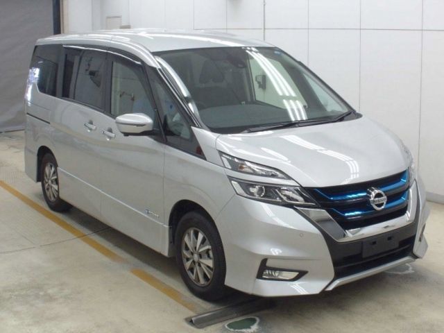 1043 Nissan Serena HFC27 2018 г. (NAA Osaka)