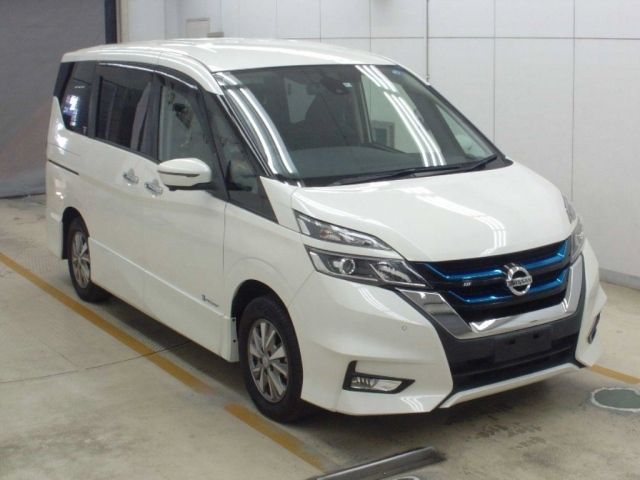 1045 Nissan Serena HFC27 2018 г. (NAA Osaka)